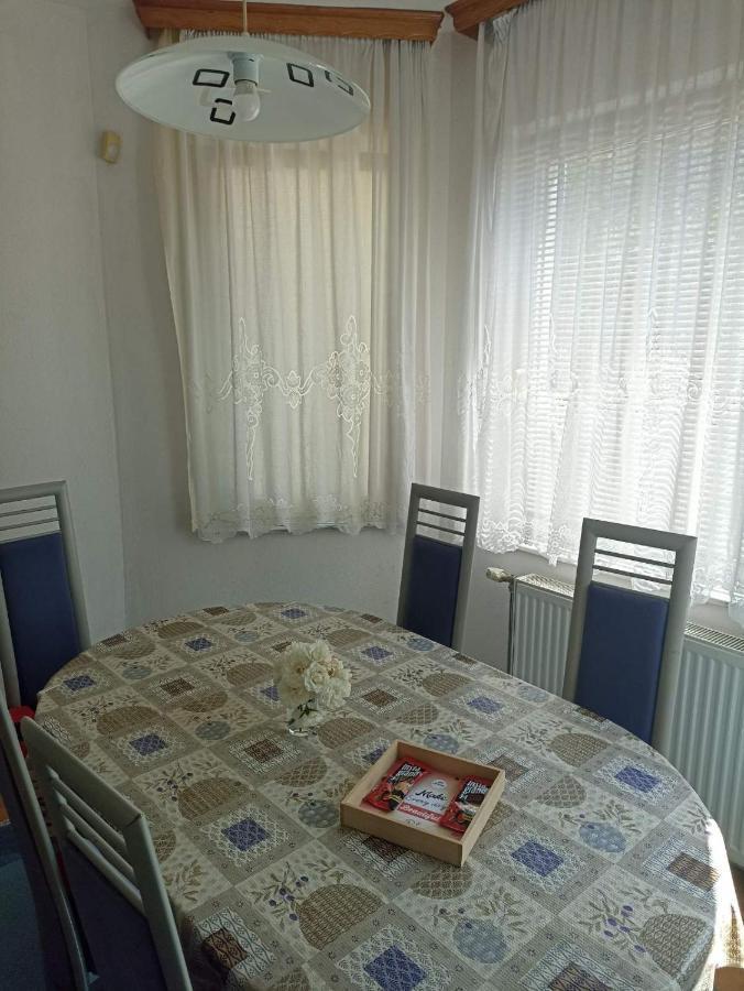 Sleep & Fly - Sarajevo Airport Apartment 外观 照片