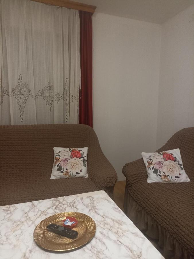 Sleep & Fly - Sarajevo Airport Apartment 外观 照片