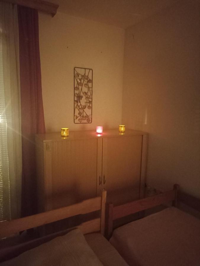 Sleep & Fly - Sarajevo Airport Apartment 外观 照片
